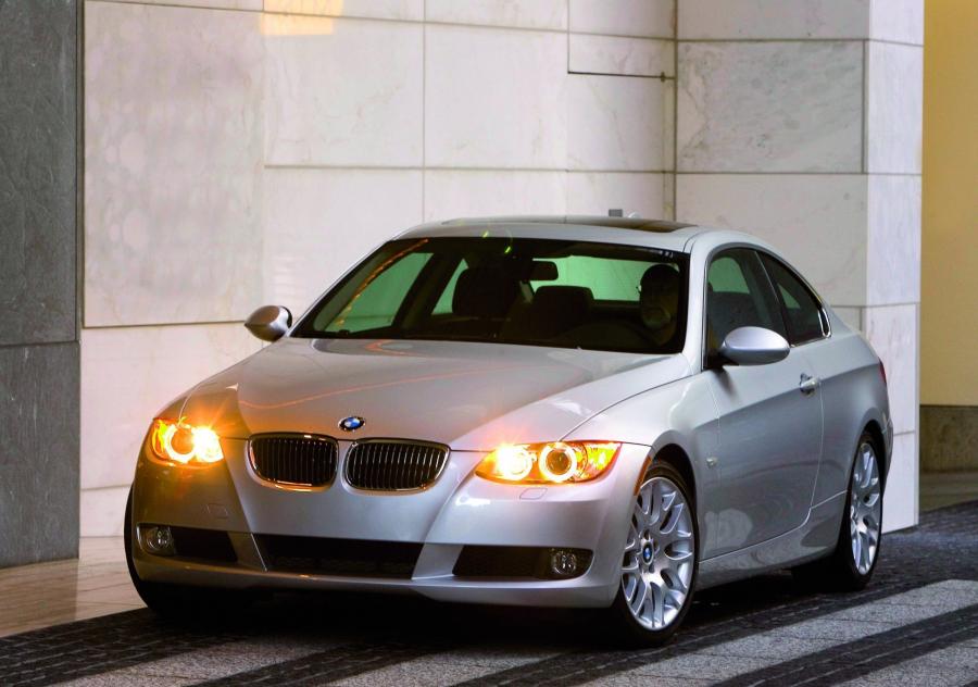  BMW 3-Series Coupe 2007 года  (фото 53 из 219)